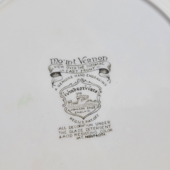 Mount Vernon Windsor Ware Johnson Bros Colonial Decorative 10" Dinner Plate - Picture 6 of 7